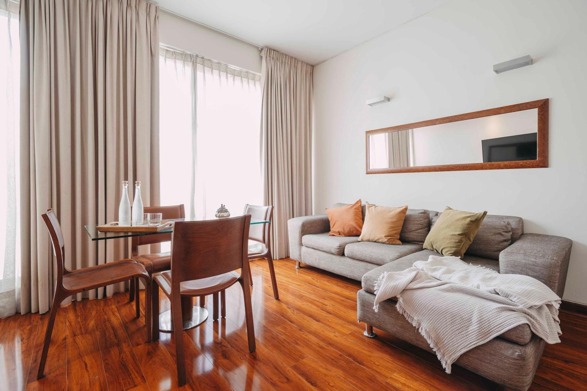 Time Select - Elegant Aparthotel