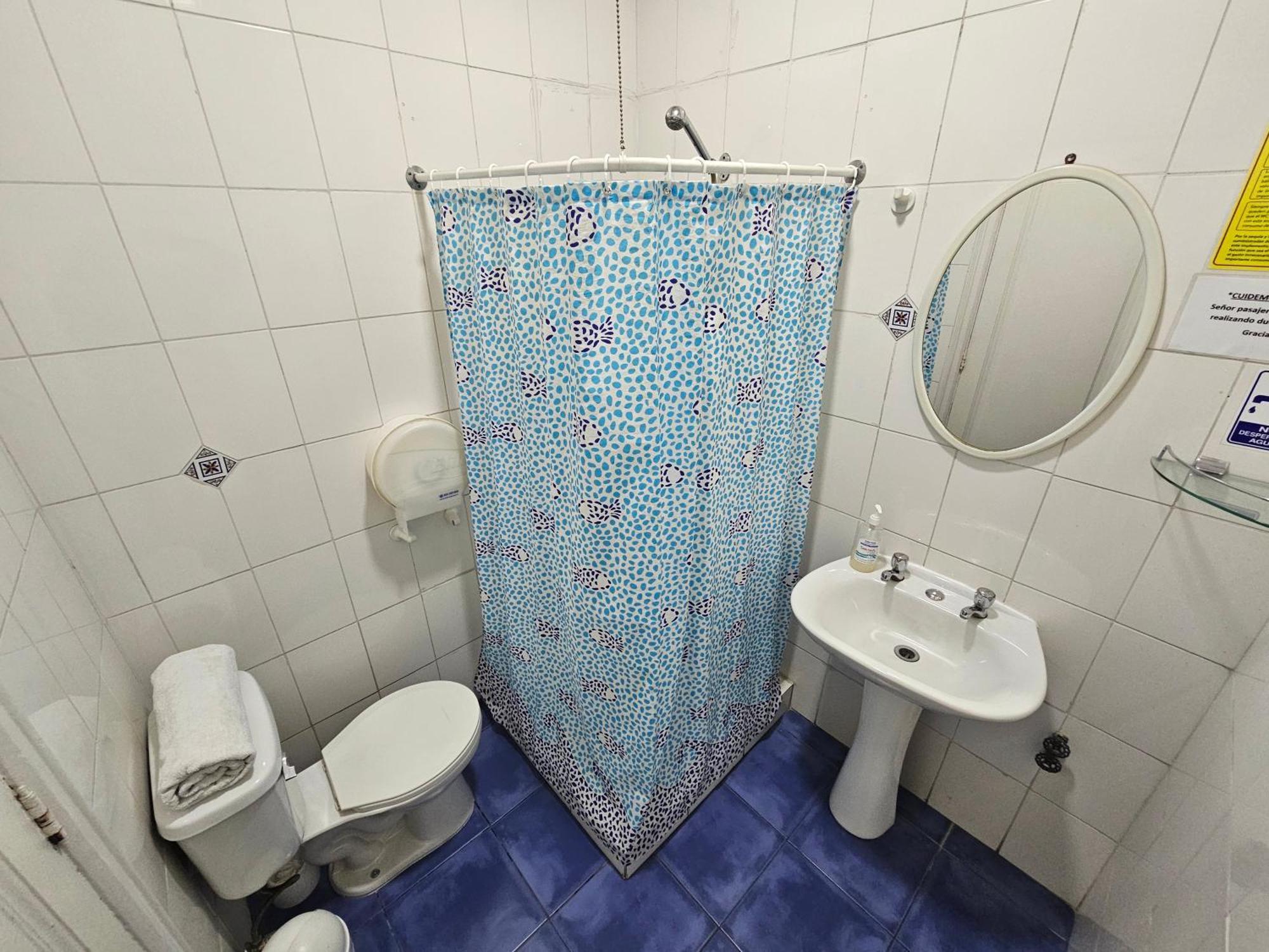 Residencial Metro Republica Hostal *