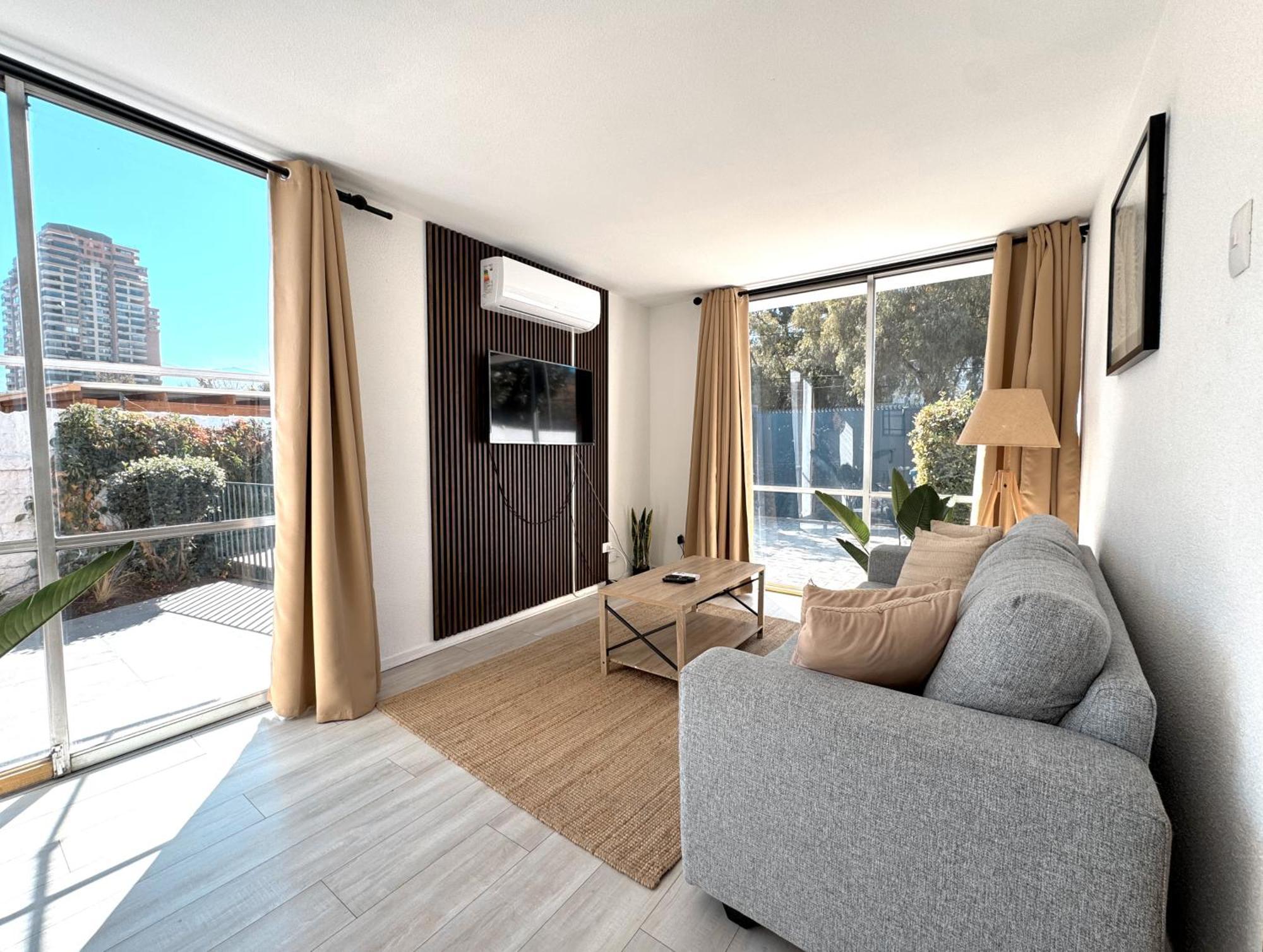 Holiday home Casa 4d3b 8-10 Personas - Calefaccion- Mall Alto Condes - Piscina - Estacionamiento Santiago