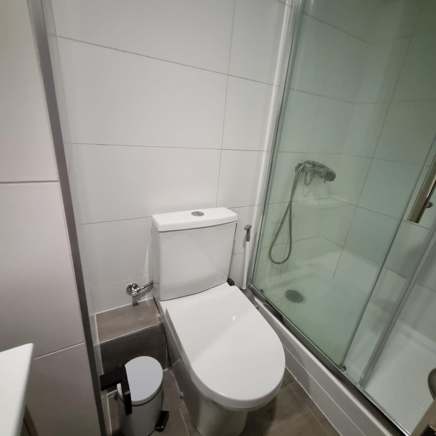 Apartment Cercano A Megavision Con Estacionamiento *