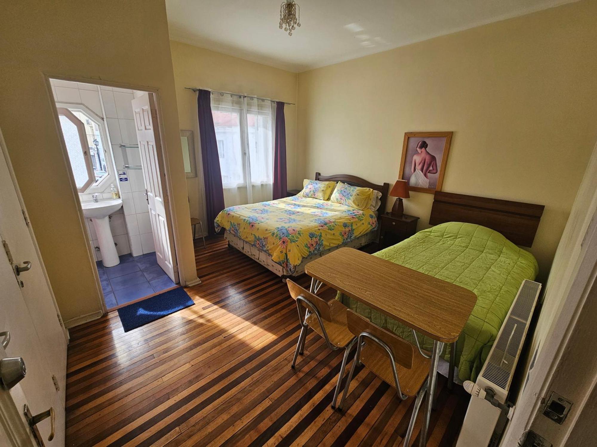 Hostal Residencial Metro Republica Santiago de Chile