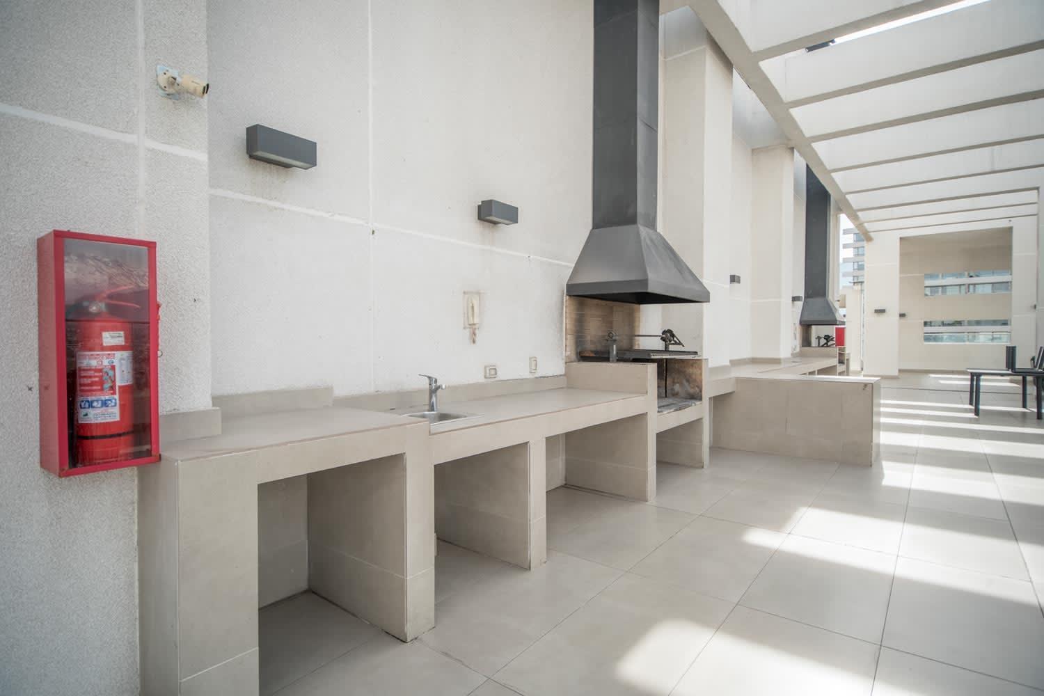 Premium 2br 2ba Parque Arauco - Balcon Con Malla Apartment *