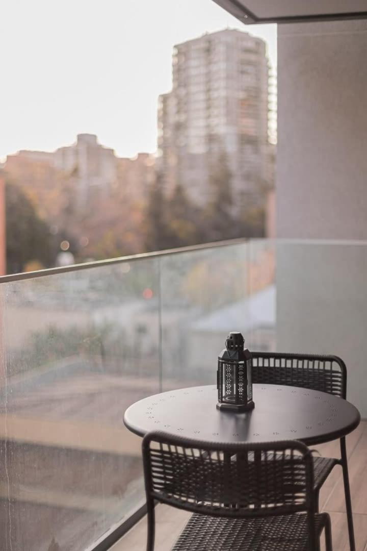 Amplio Y Deslumbrador Departamento En Condes Apartamento