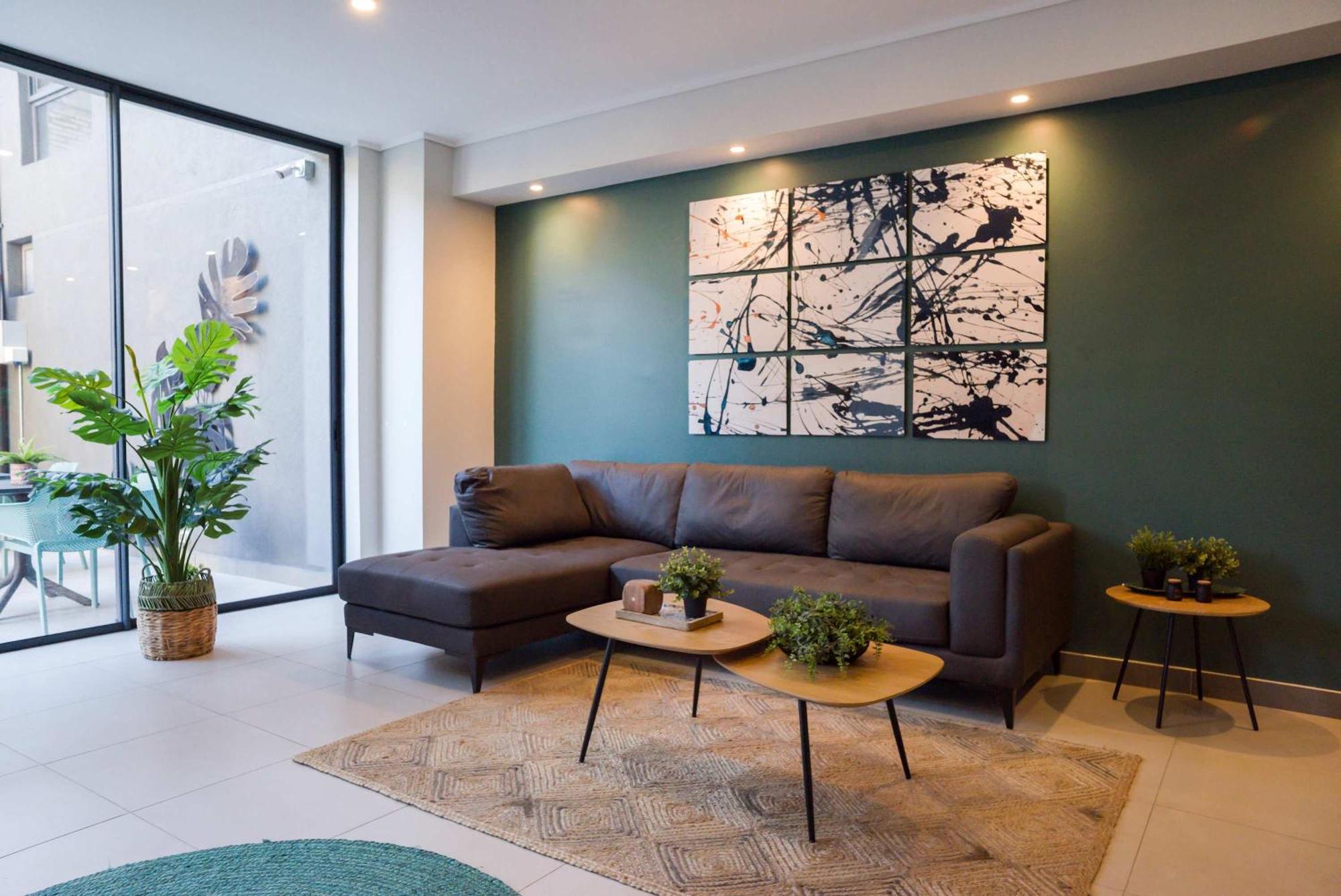 Apartamento Inviting In Vibrant Nunoa 2 Guests *