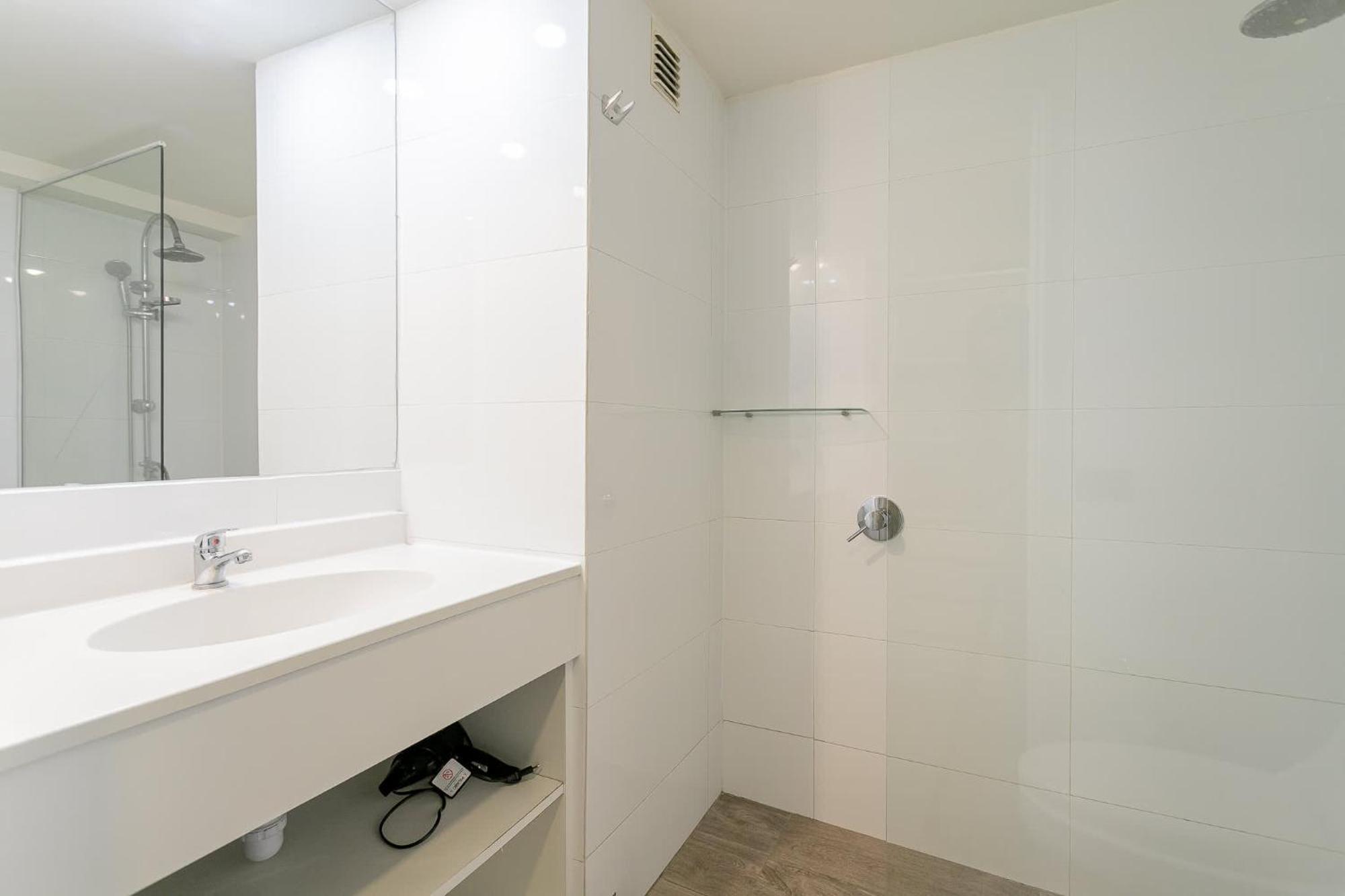 Discover Condes 2d2b Ideal For 4 People Apartment