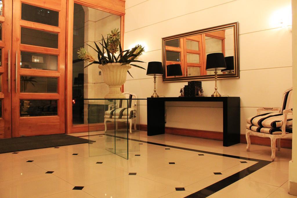 Plaza Paris Amistar Santiago