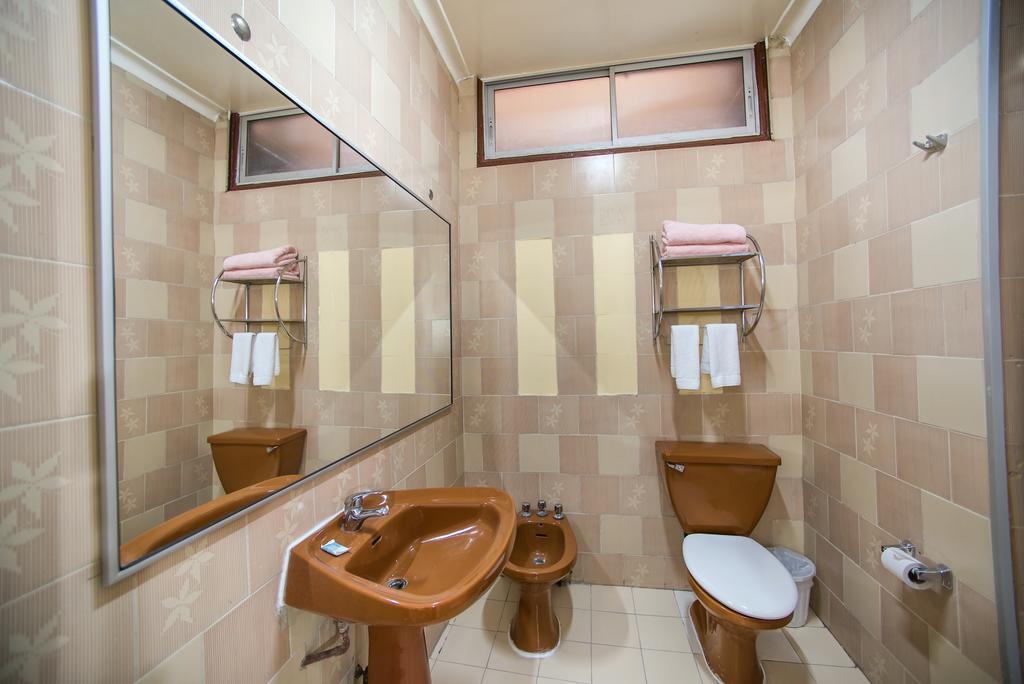 Khách sạn Sahara Santiago