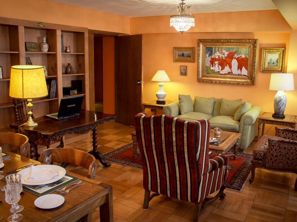 Plaza Huelen Apartment *