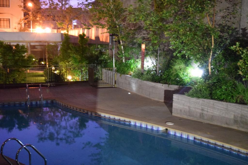 Sys Suites Lord Cochrane Apartment Santiago