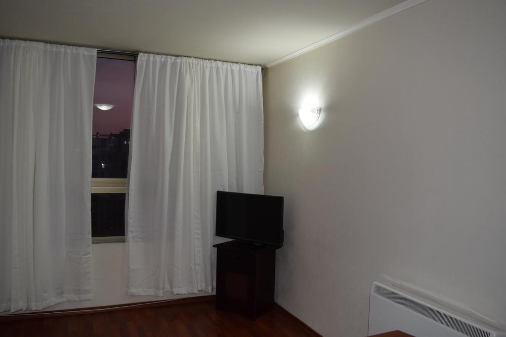 Sys Suites Lord Cochrane Santiago