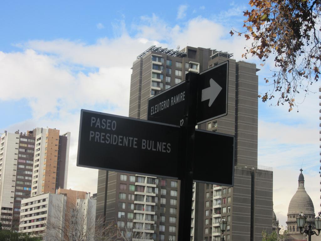 Apartment Departamento Paseo Bulnes Metro La Moneda