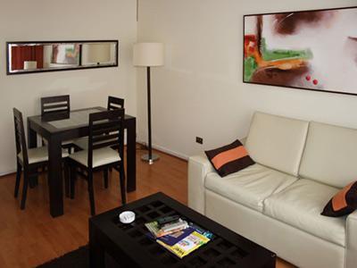 Rent A Lyon Khách sạn hẻo lánh