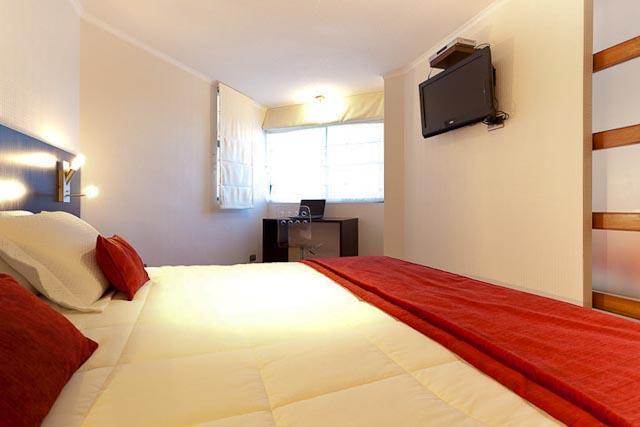 Plaza Apartment *
