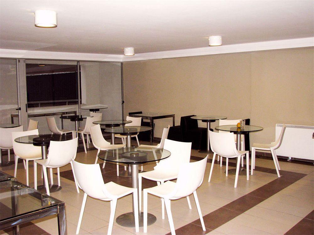 Rq 3* Santiago