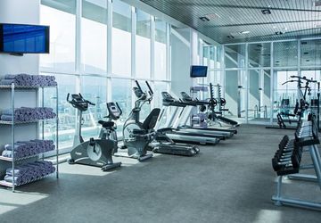 Courtyard By Marriott Condes Khách sạn