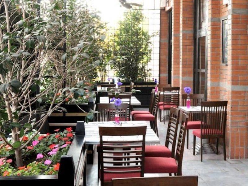 Khách sạn Radisson Ciudad Empresarial Santiago