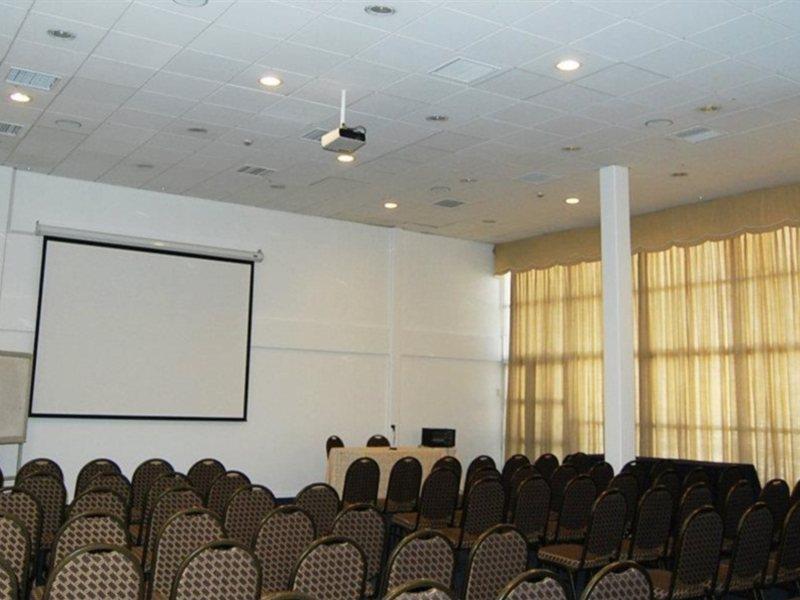 Nippon Y Centro De Eventos