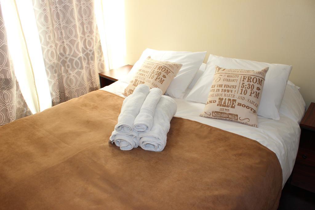 La Moneda Suites Apartment