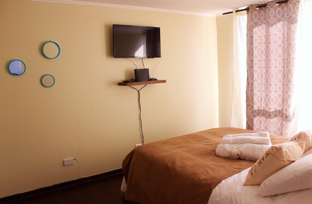 La Moneda Suites *