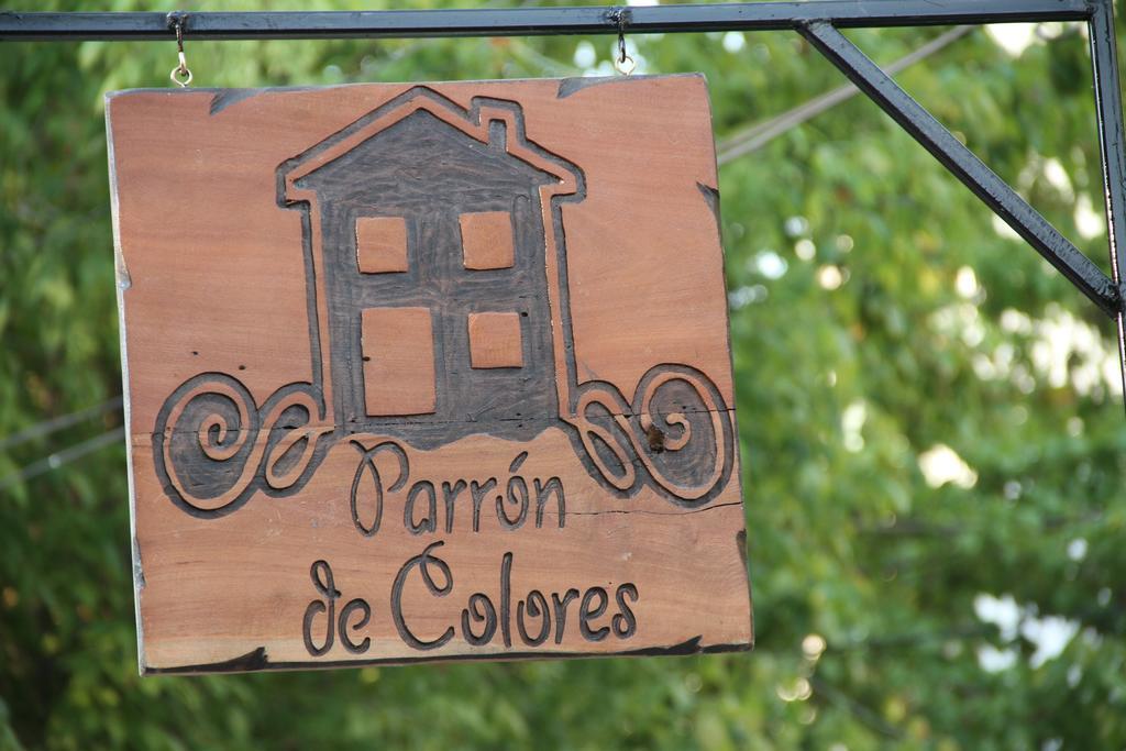 Parron De Colores Hostel Santiago