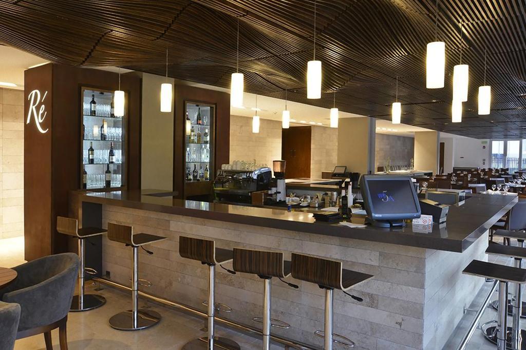 Radisson Blu Plaza El Bosque 4*