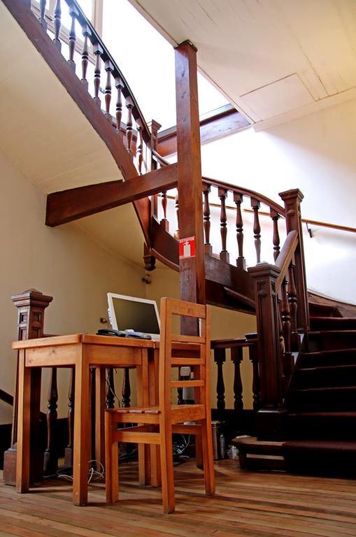 Hostel Irreal *