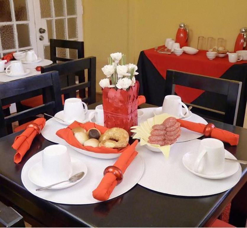 Hotel Almenas Santiago