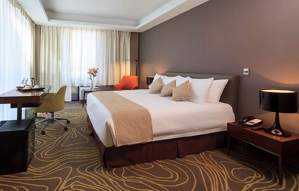 Courtyard By Marriott Airport Santiago