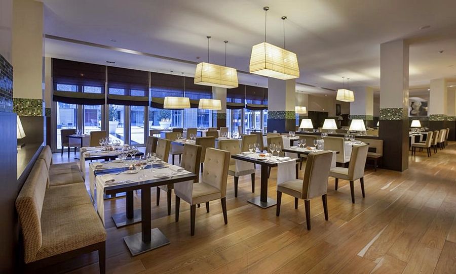 Nh Collection Plaza Hotel