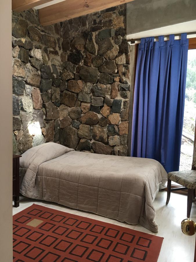 Casa De Piedra Entre Bosque Y Rio Holiday home Santiago