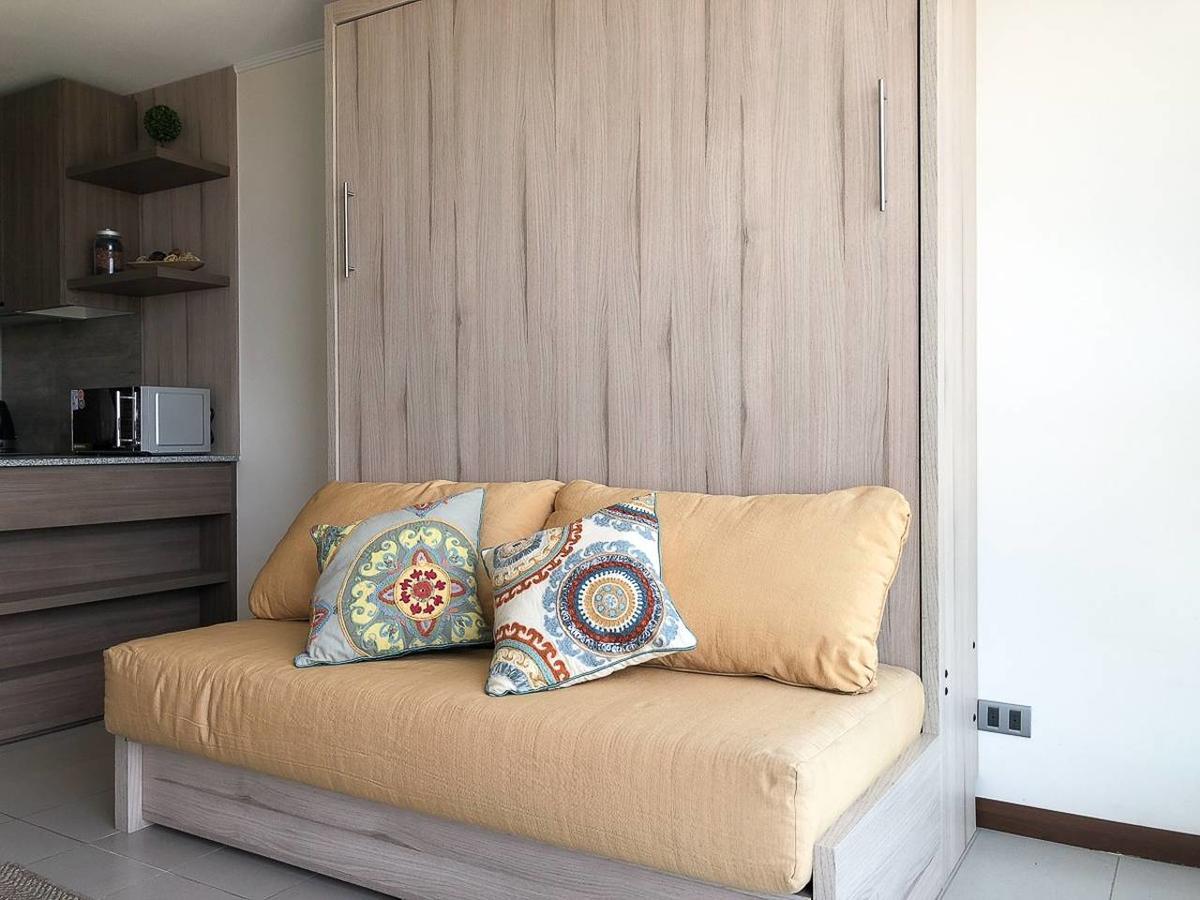 Apartment Charming - W/mountain View, Pool, & Gym