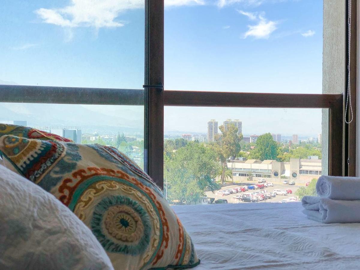 Charming - W/mountain View, Pool, & Gym * Santiago