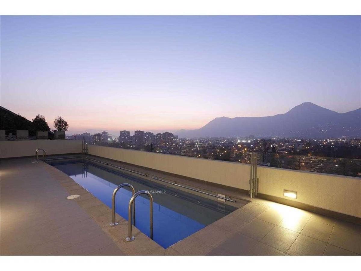 Charming - W/mountain View, Pool, & Gym Apartment