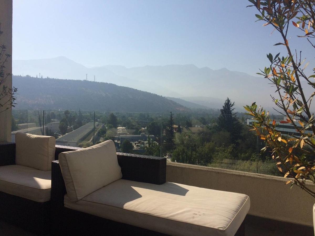 Charming - W/mountain View, Pool, & Gym * Santiago