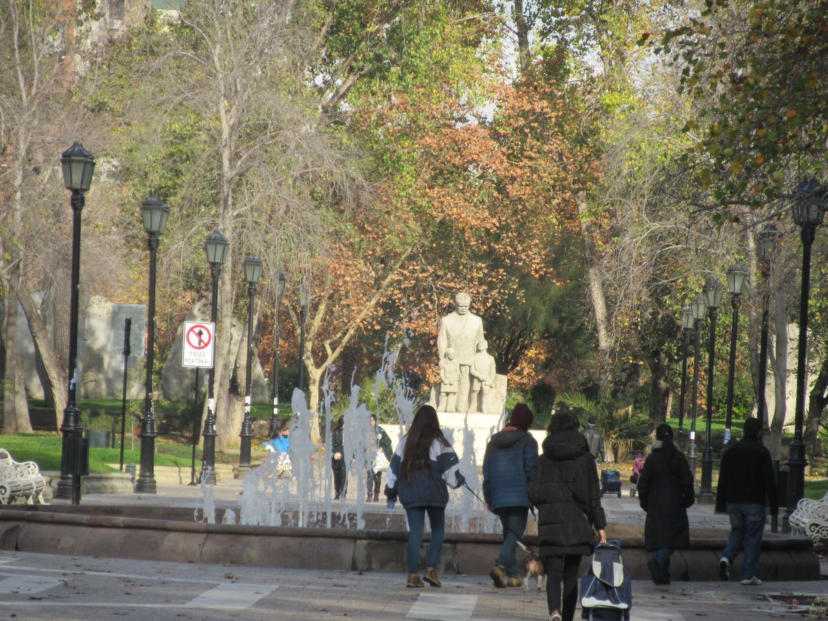 Căn hộ Depto Metro La Moneda Santiago