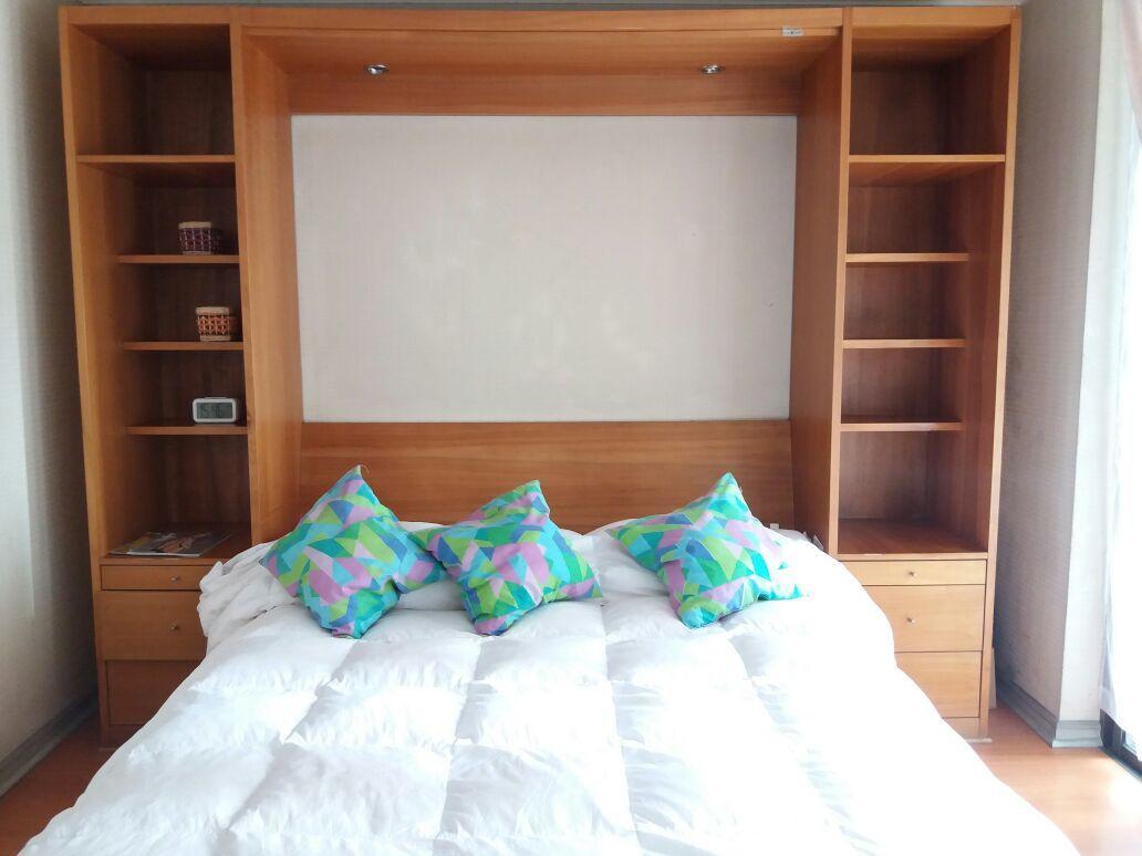 Studio Apartment *
