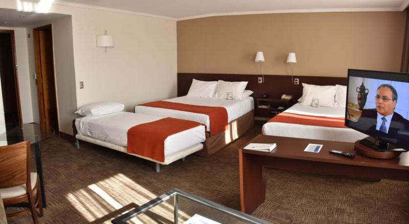 Director Vitacura Hotel 4*