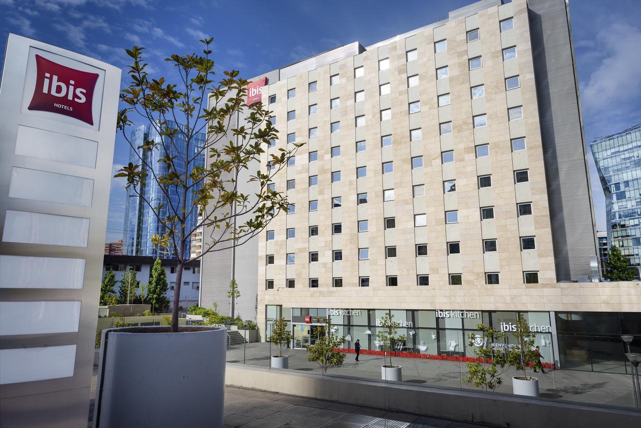 Ibis Condes Manquehue Hotel