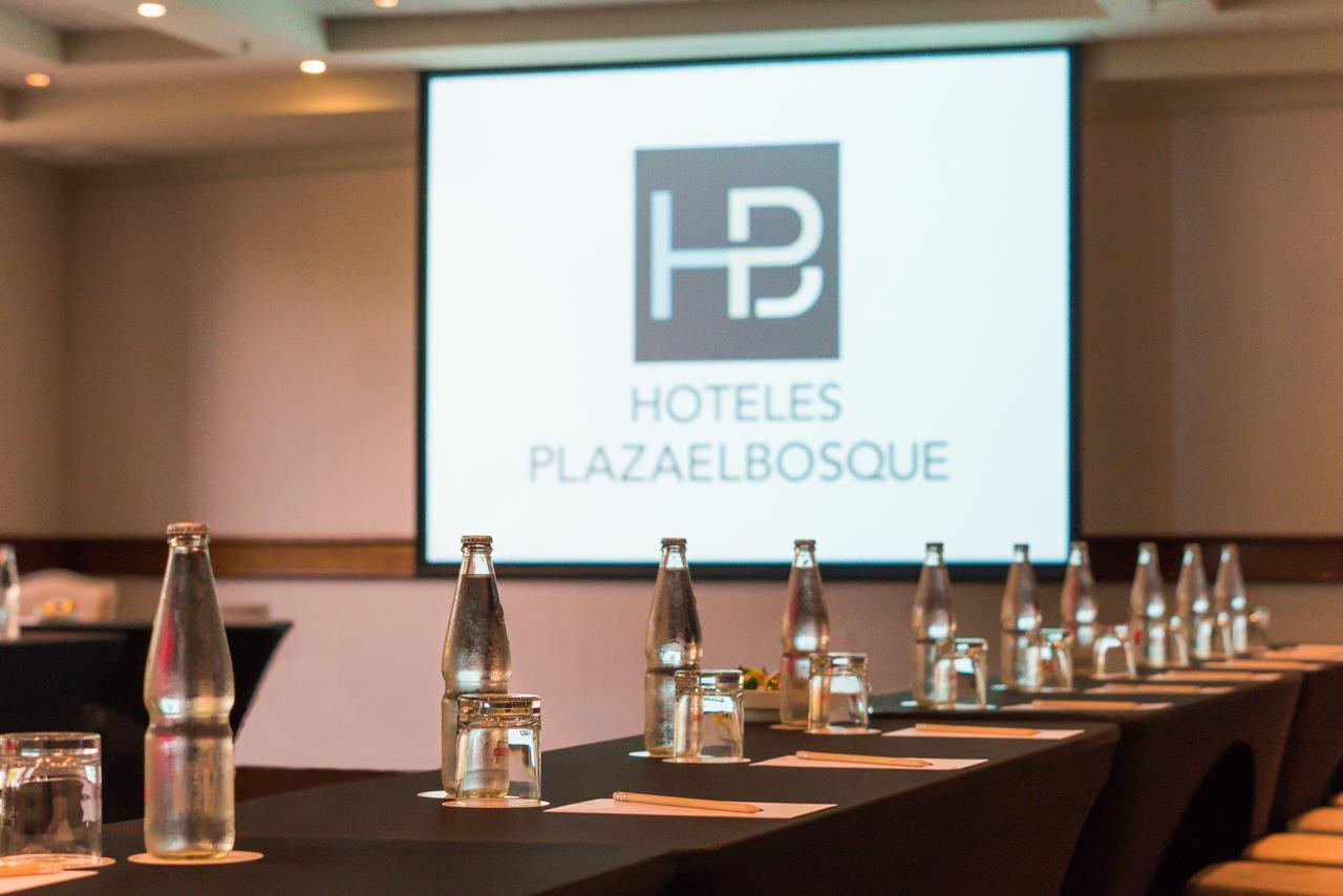 Khách sạn Plaza El Bosque Ebro 5*