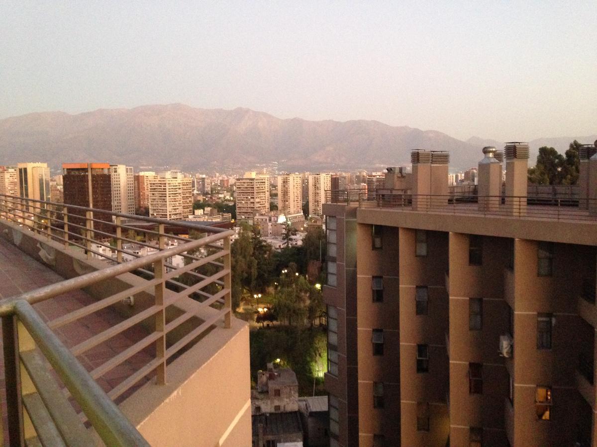 Azzai Bellas Artes Aparthotel