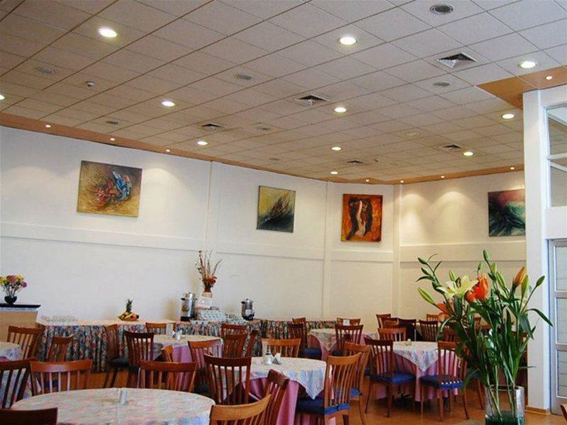 Nippon Y Centro De Eventos