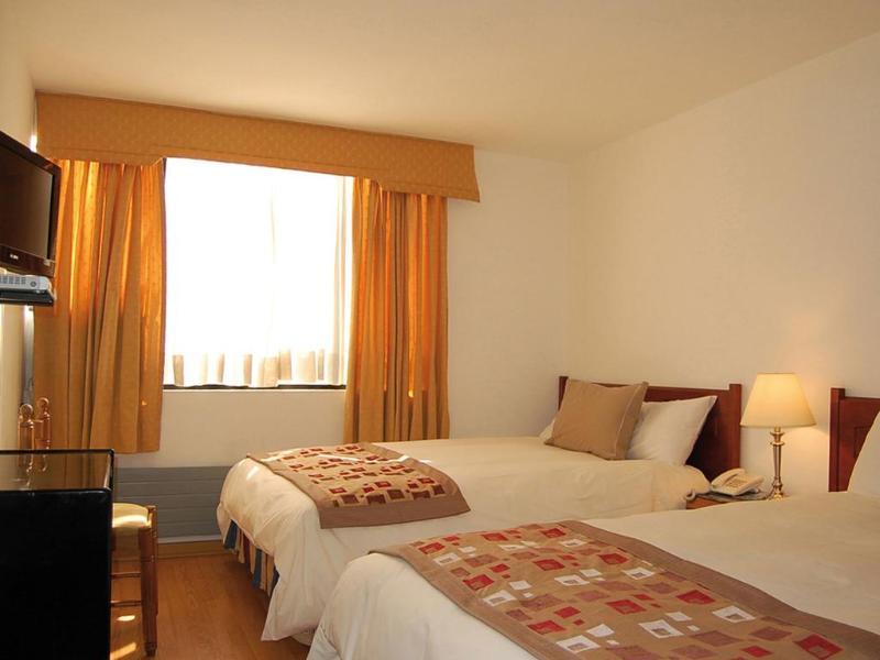 Hotel Nippon Y Centro De Eventos Santiago