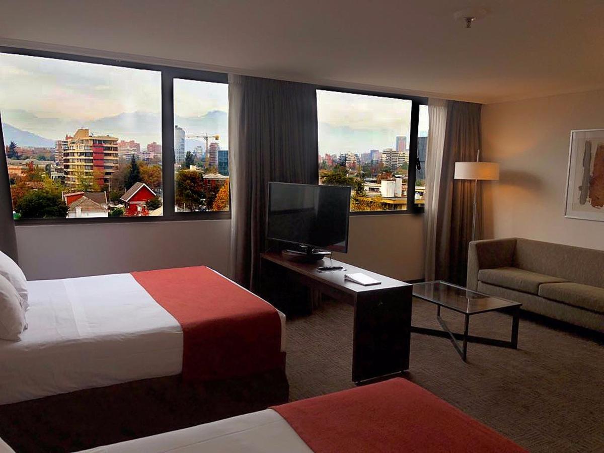 Director Vitacura Hotel 4*