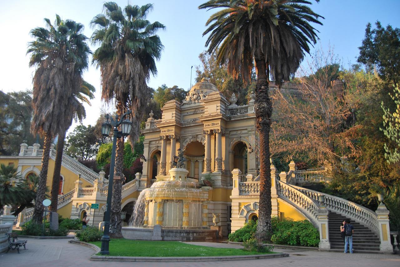 Delightful Downtown Apartment Santiago
