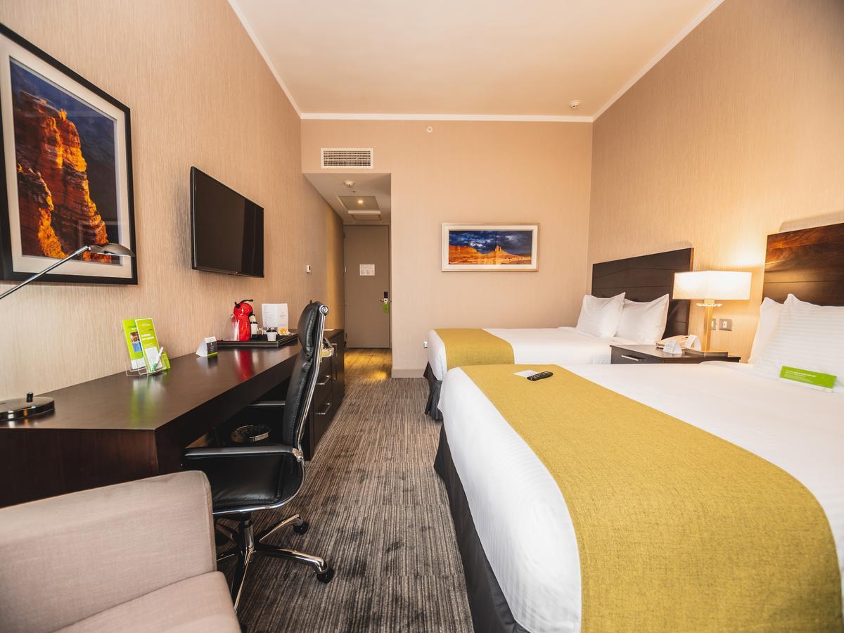 La Quinta By Wyndham Aeropuerto Hotel Santiago