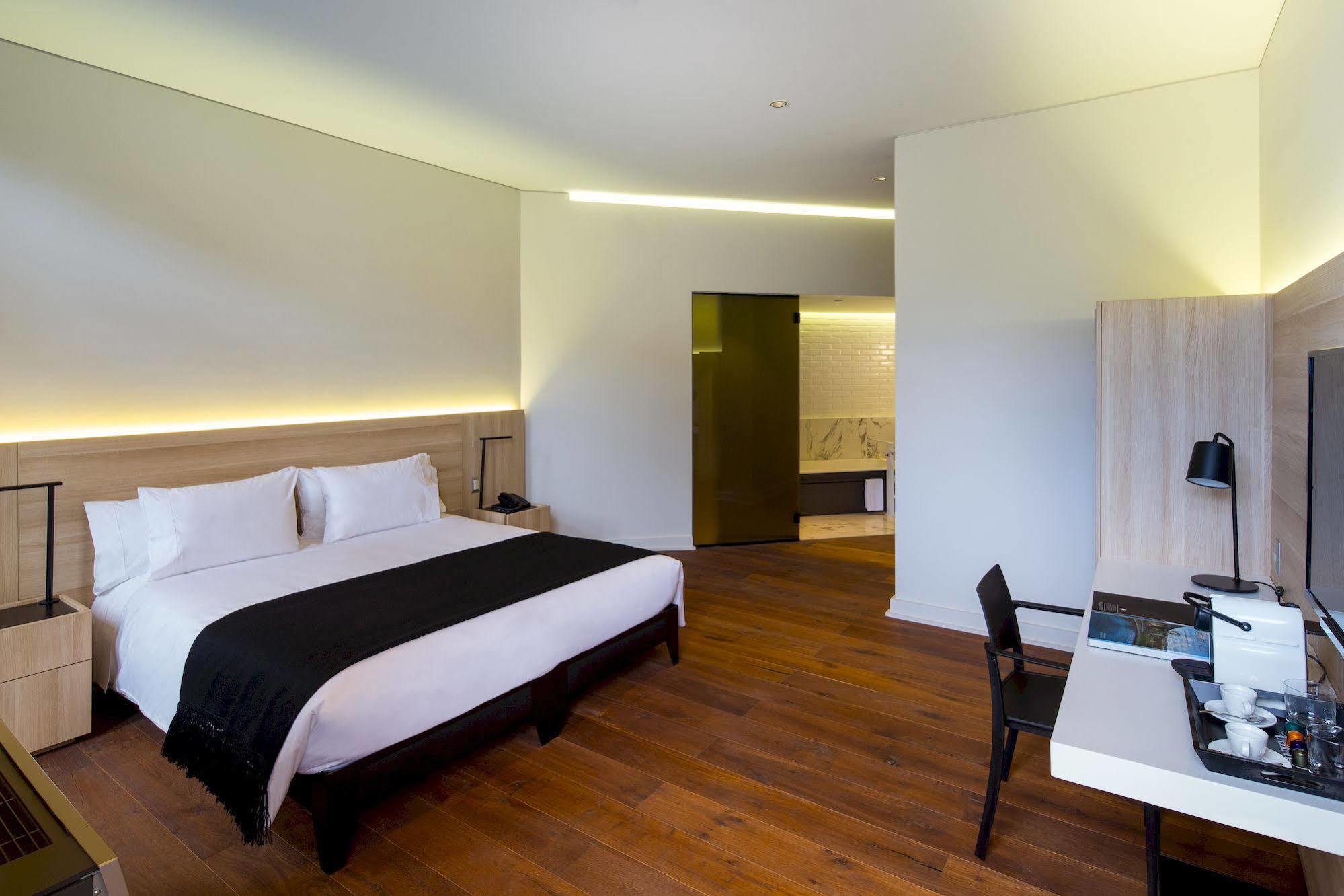 Altiplanico Bellas Artes 4* Santiago