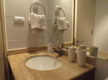 Hotel Bossa 3*