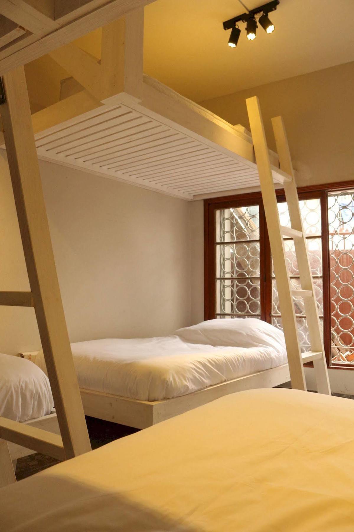 Hostal Santiago Hostal *