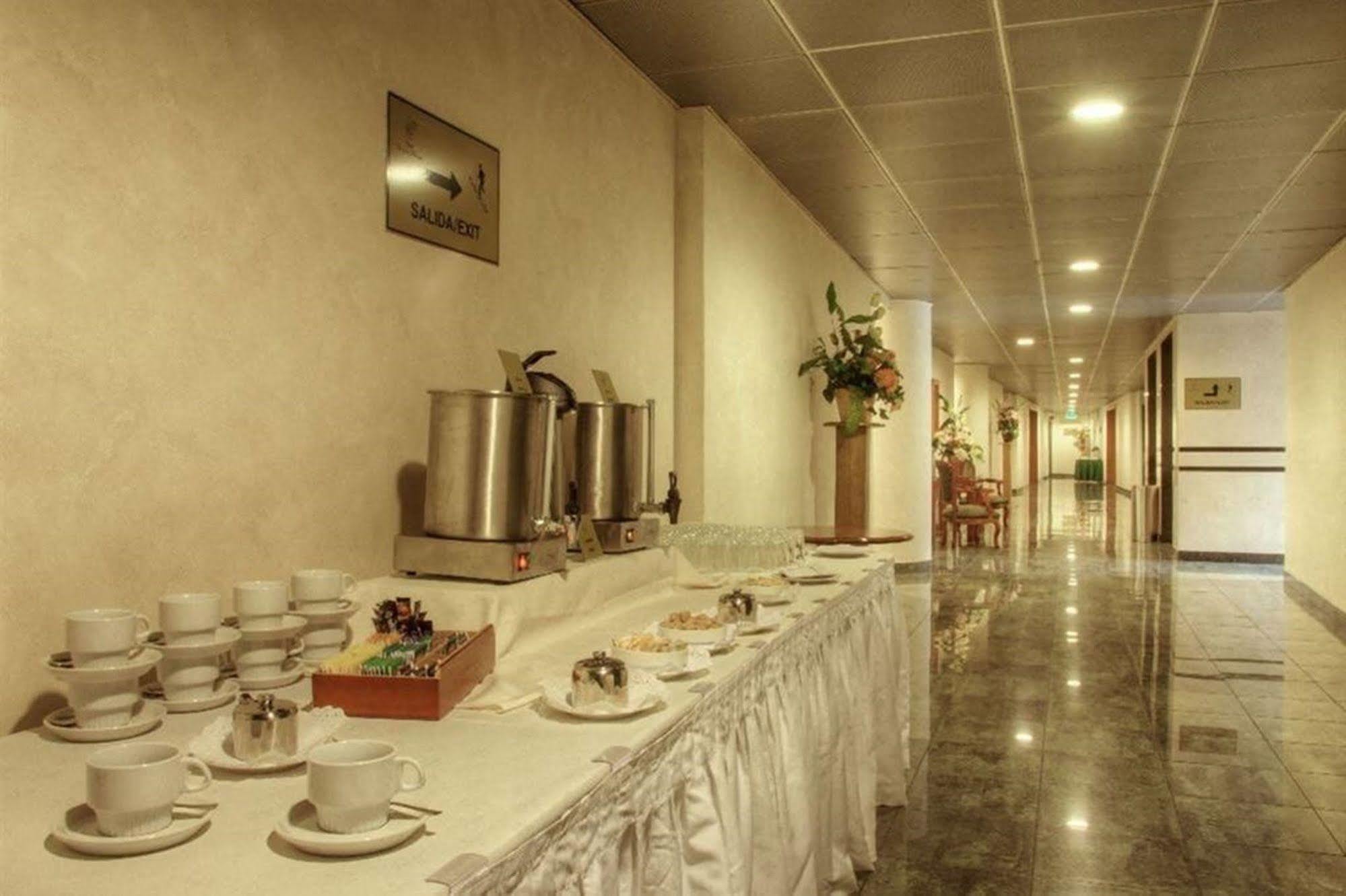 Diego De Almagro Aeropuerto Hotel