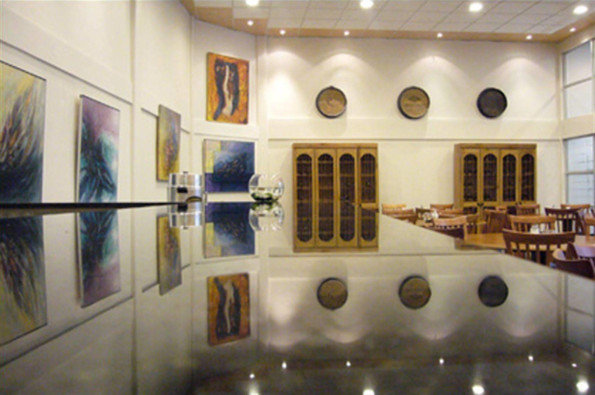 Nippon Y Centro De Eventos Hotel 3*